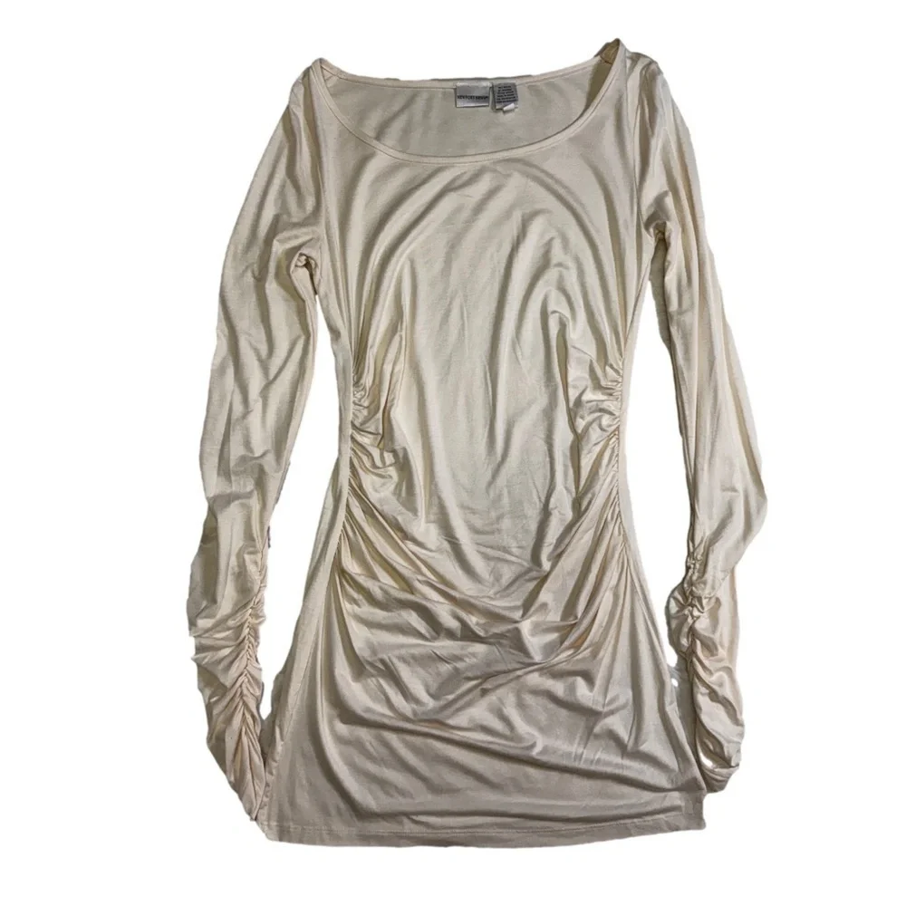 Newport News Cream Long Sleeve Top, Size Small Ruching on Sides and Sleeves NWOT - Picture 12 of 13